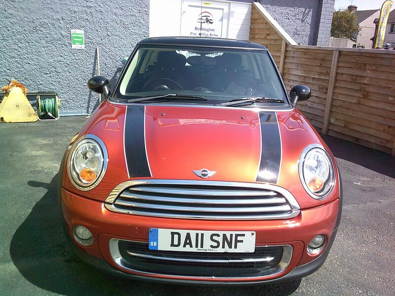MINI HATCH