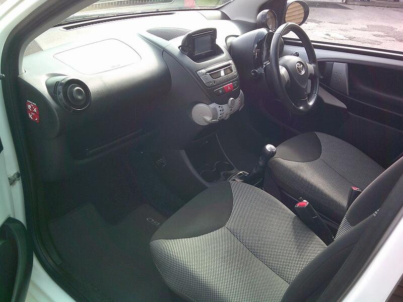 TOYOTA AYGO