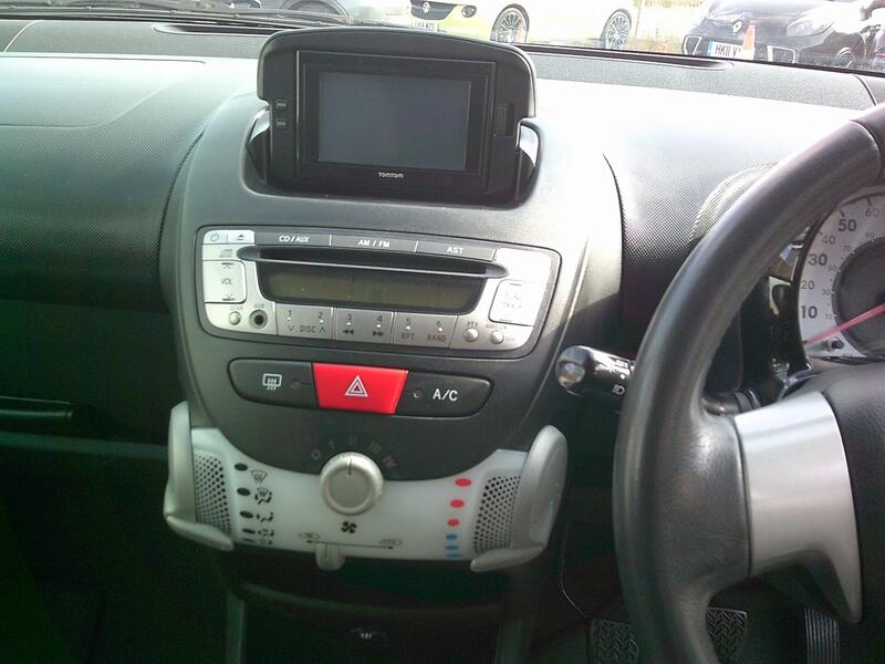TOYOTA AYGO