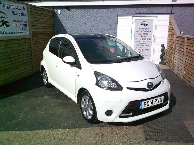 TOYOTA AYGO