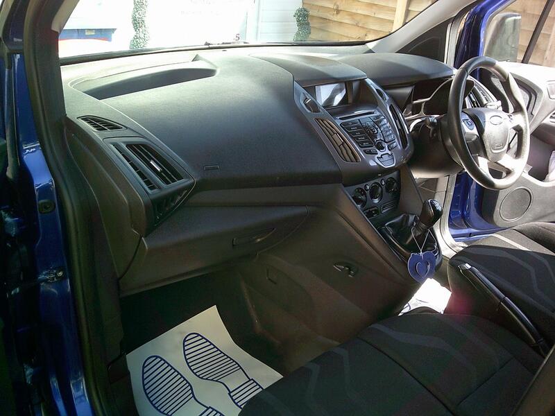 FORD TRANSIT CONNECT