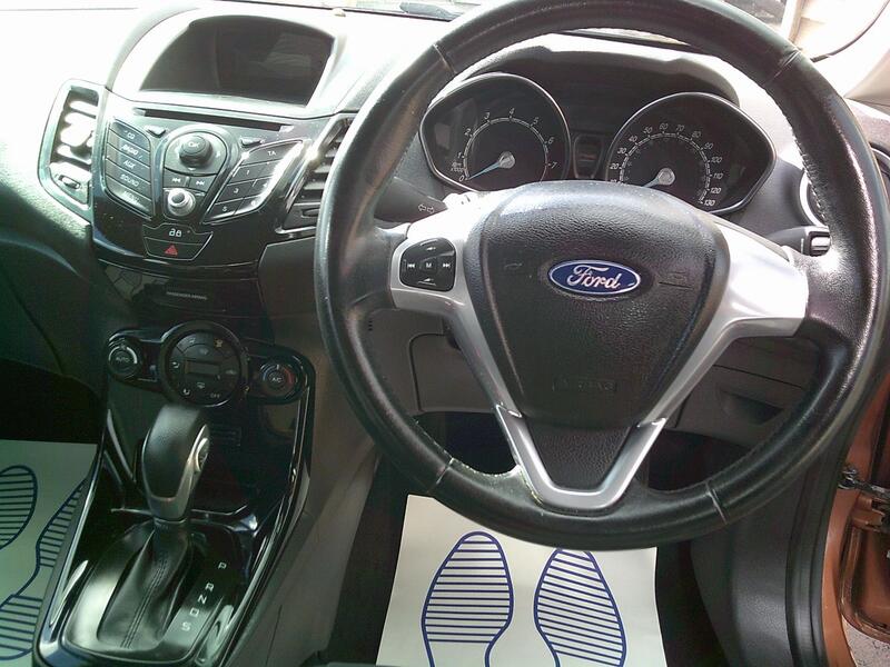 FORD FIESTA