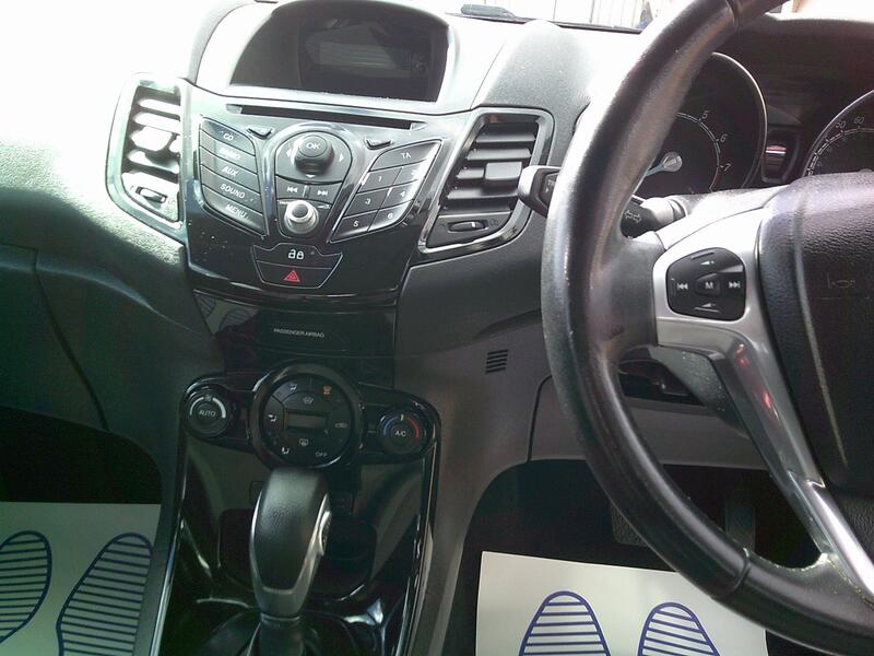 FORD FIESTA