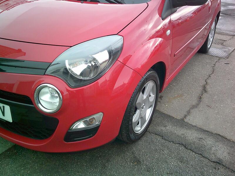 RENAULT TWINGO