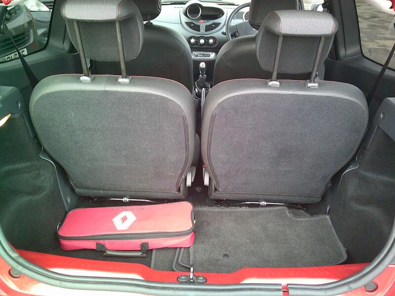RENAULT TWINGO