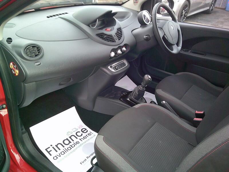 RENAULT TWINGO
