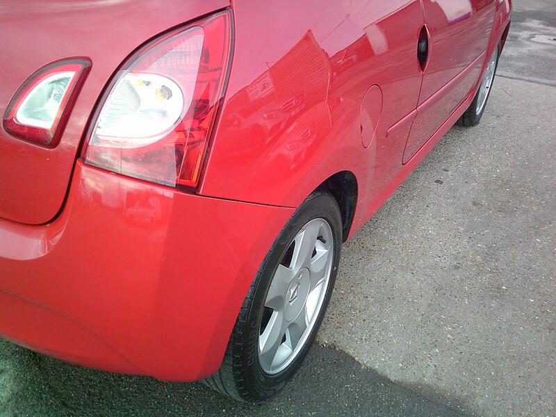 RENAULT TWINGO