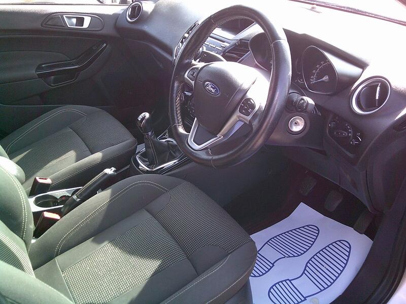 FORD FIESTA