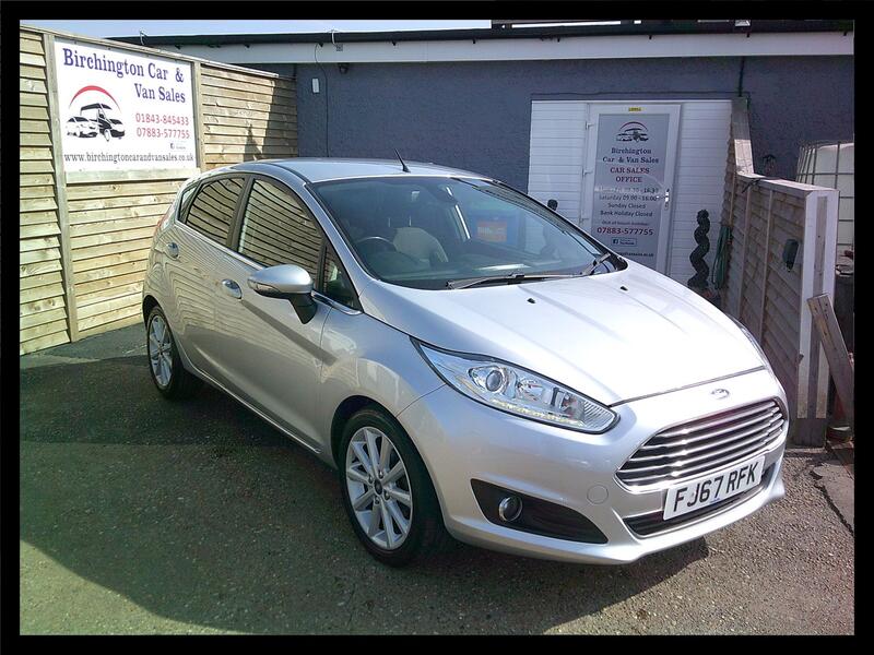 FORD FIESTA 1.5 TDCi Titanium