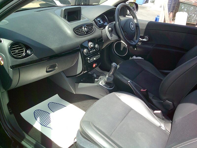 RENAULT CLIO