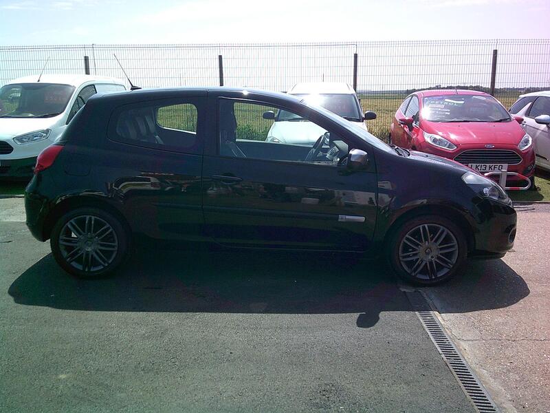 RENAULT CLIO