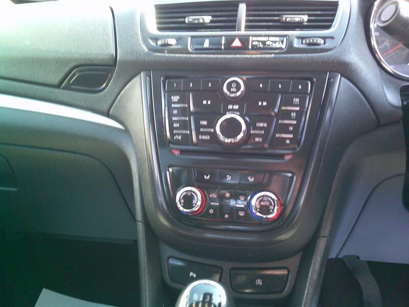 VAUXHALL MOKKA